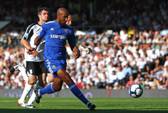 汪涵陪儿子马术竞赛！嚼槟榔超享受，夫妻交替带娃成热议焦点