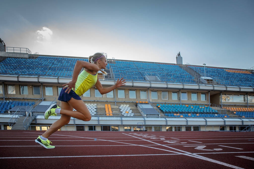 250万捡到宝！巴萨20岁前锋狂飙：1球2助9.2分 冲击第1冠