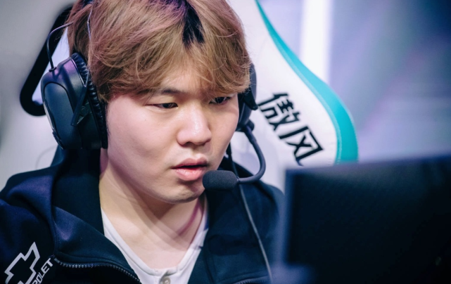 挥和出色的 挥和出色的