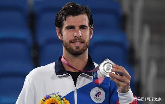 随着新一代 随着新一代